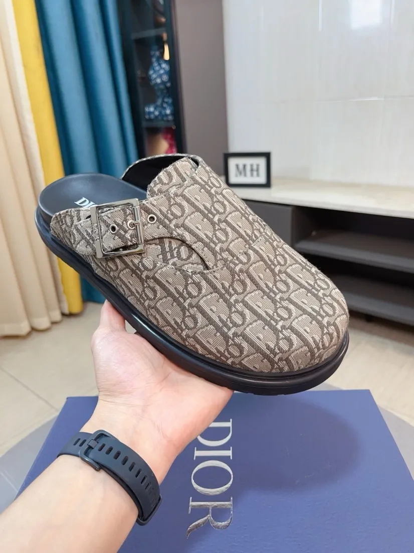 Men's shoes 💰380🌸🌸【Dior】Top purchasing agent 🇮🇹 Di Street Male God half drag counter synchronization, uppers imported from Italy with D logo fabric, high-quality complex splicing craftsmanship, soles: original soles specially provided by the original factory, exclusive event molded soles super comfortable, original factory single goods, 🔍🔍high quality, you can enter and exit the counter at will, welcome to compare, size number 38-45 (order 46)